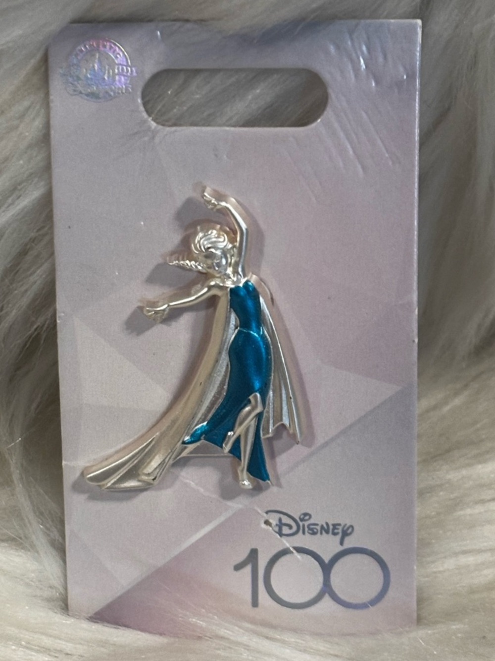 Disney Parks 2023 Platinum 100 Years Of Wonder 100th Frozen Elsa Pin